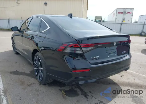 2025 Honda Accord Touring Hybrid z USA, uszkodzony, nr VIN 1HGCY2F89SA027436